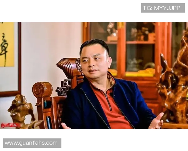 文凭足球巨星之路从草根到巅峰的传奇人生